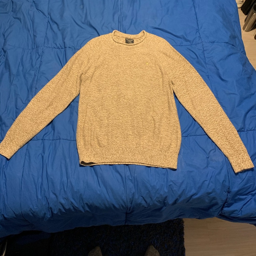 Abercrombie and Fitch Men’s Tan Sweater